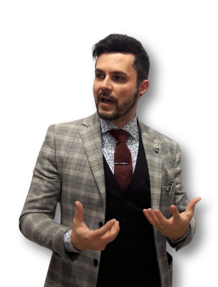 Scrittore Esperto di Comunicazione Critico d'Arte Internazionale Opinionista su Arte, Politica e Attualità